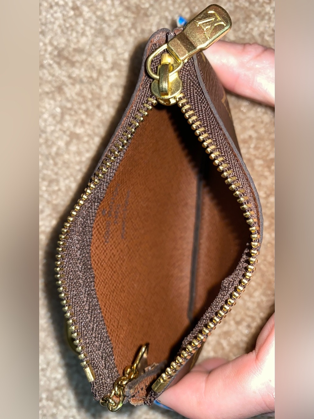 Louis Vuitton | The Key Pouch | Monogram Canvas - Picture 11 of 16